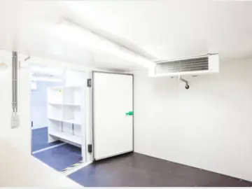 Walk-in Freezer-25°C to -12°C